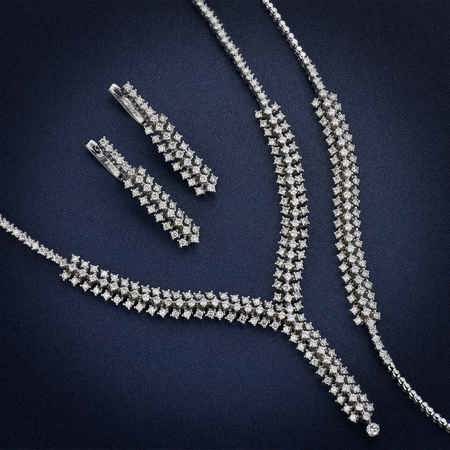 String of Light Diamond Jewelry Set